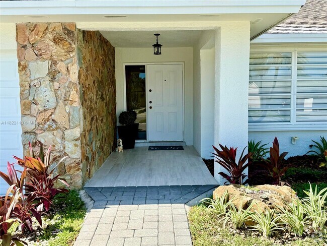 Building Photo - 11561 SW 99th St Rental
