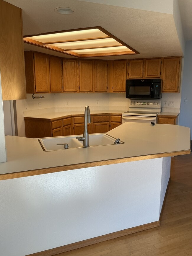 Kitchen - 2027 North Dove Avenue