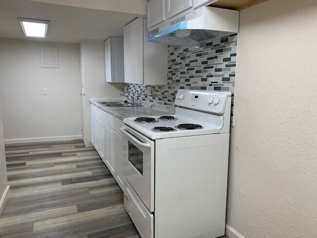 Photo - 306 NW 16th St Unit 306 NW 16th Upstairs