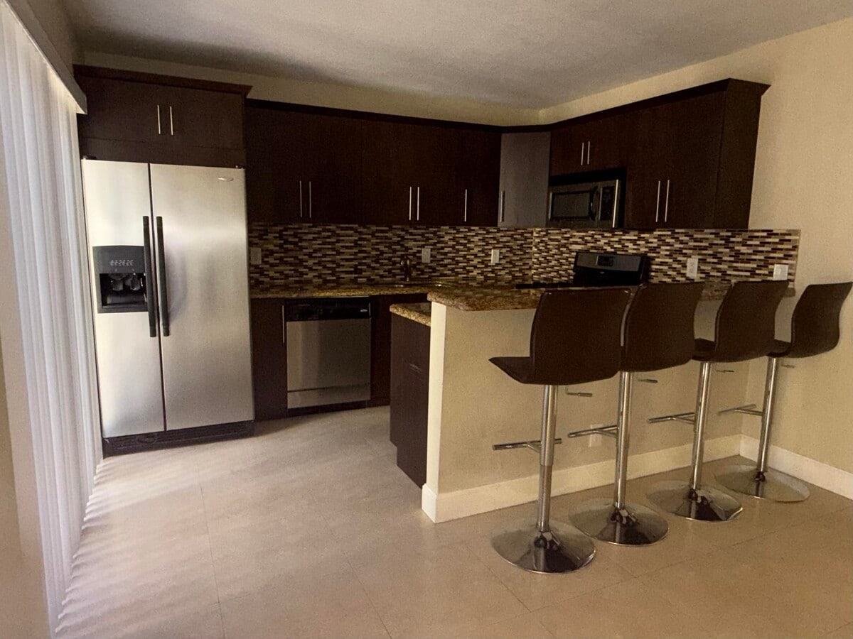 Photo - 2471 Waterside Dr