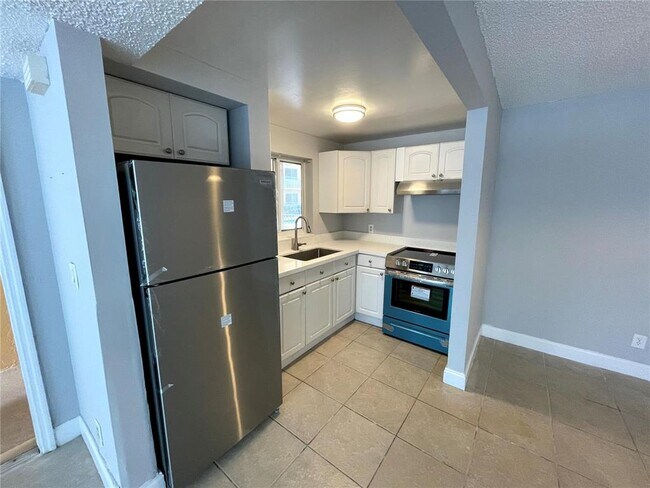 Photo - 7910 Taft St Condo Unit 102