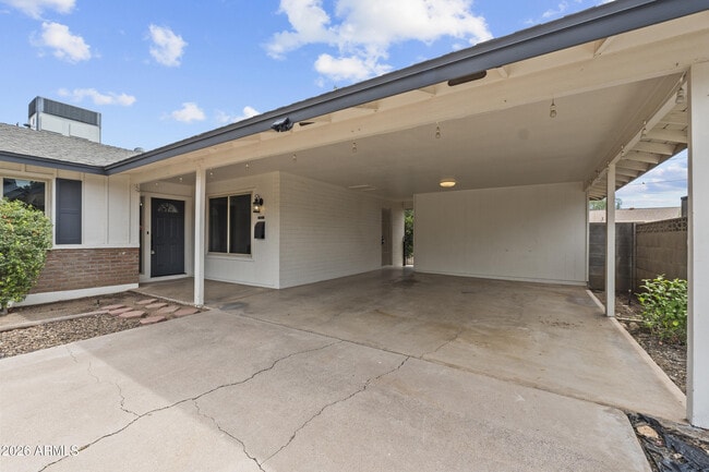 Photo - 1229 E Manhatton Dr