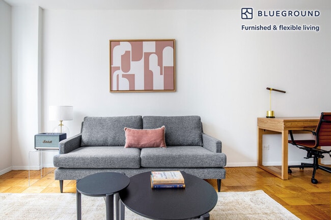 Building Photo - 230 W 55th St Rental