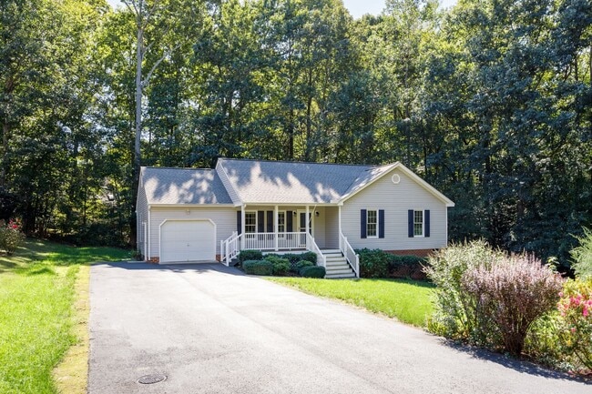 8811 S Boones Trail Rd