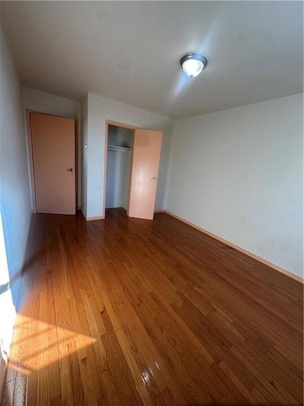 Photo - 2338 Dean St Unit 1