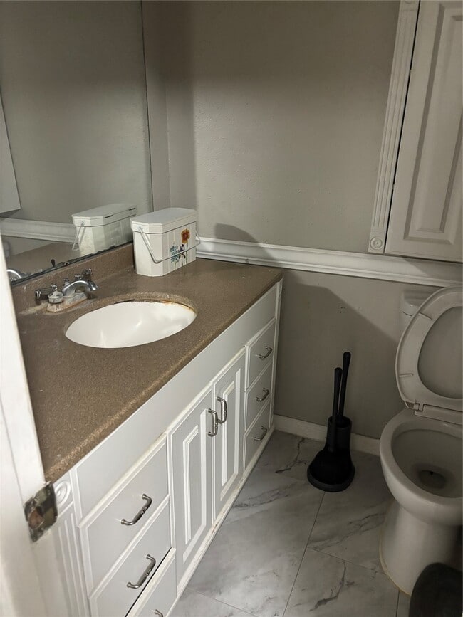 Photo - 2502 Colleen Dr