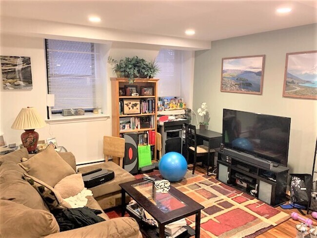 Building Photo - 38 St Botolph St Unit B4 Rental