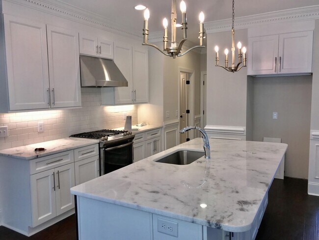 Photo - 994 Via Salvatore