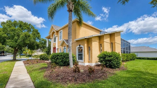 Photo - 357 Fairway Pointe Cir