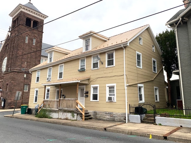 Photo - 103 S Church St Apartment Unit 103 4