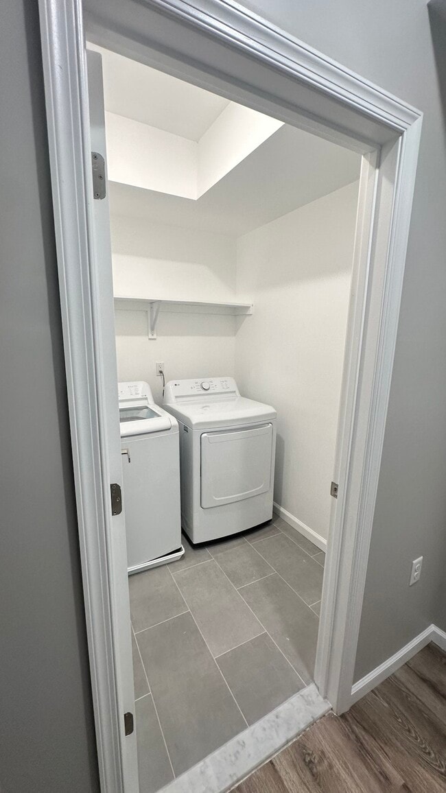 Photo - 275-277-277 16th Ave Unit 204