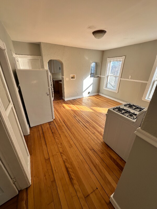 Photo - 62 Lakewood St Unit 2