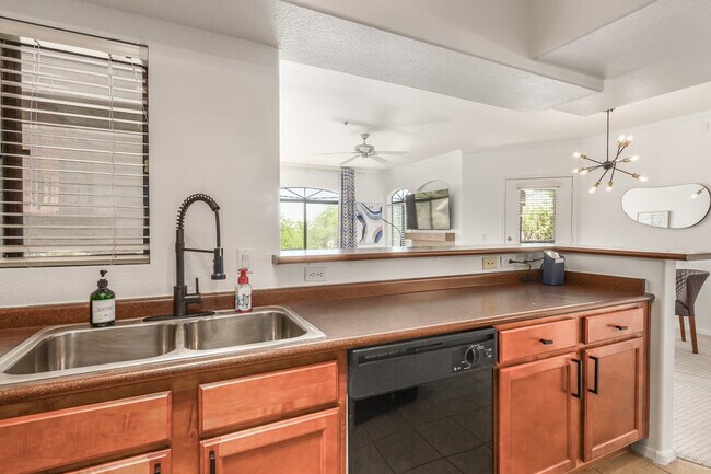 Photo - 15095 N Thompson Peak Pkwy Unit SI ID1540142P