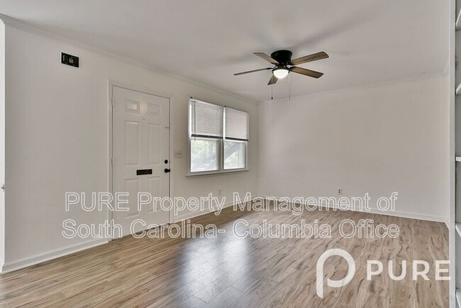 Photo - 215 Windsor Point Rd