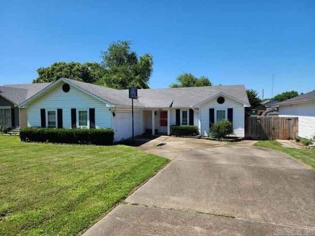 Photo - 900 Edgewood Dr Casa