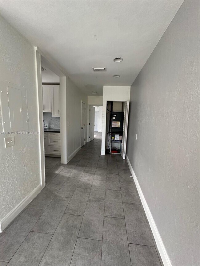 Photo - 1728 Rodman St Unit 1-2