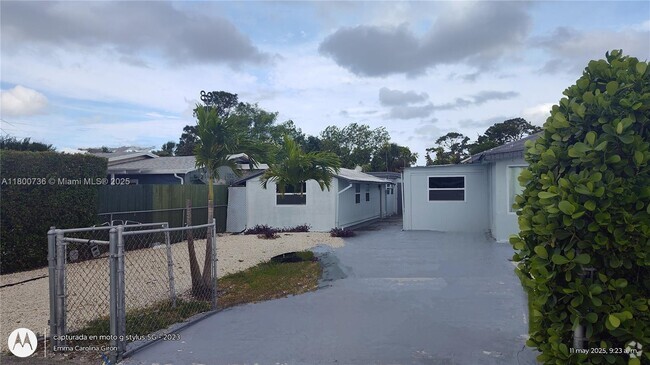 Building Photo - 115 Walker Ave Unit D Rental