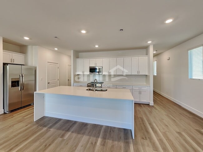 Photo - 6458 Marthas Vineyard Ave