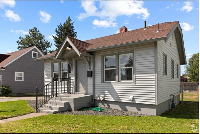 Building Photo - 327 E Wellesley Ave Rental