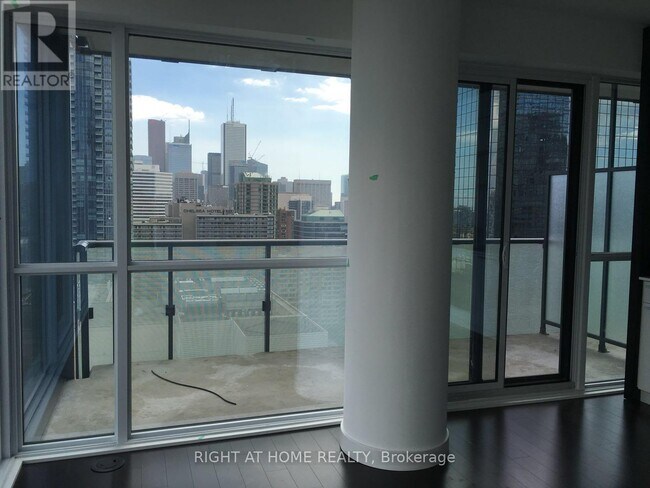 Photo - 15 Grenville St Unit 2310