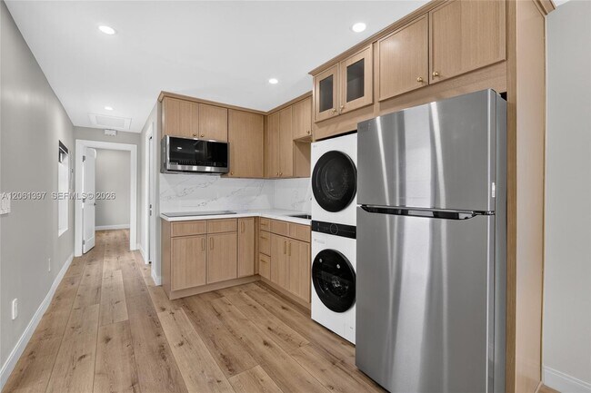 Photo - 1011 NW 30th Ct Unit 1
