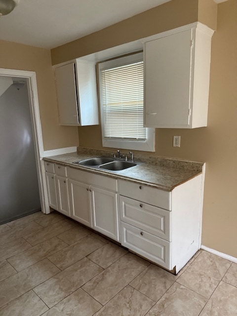 Photo - 18488 Waltham St