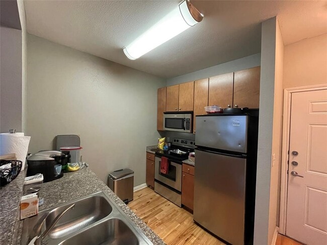 Photo - 2502 Leon St Unit 207