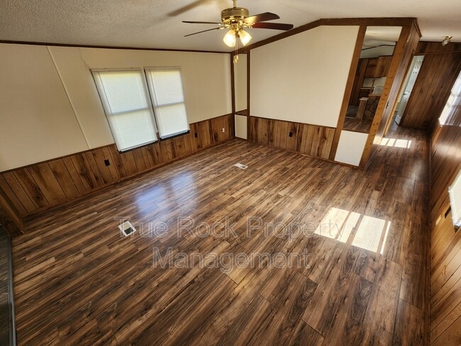 Photo - 10916 County Rd 1515