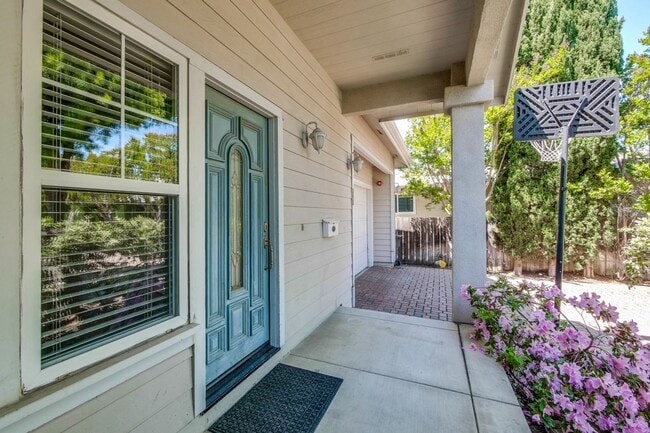 Photo - Awesome Home Located in a Quiet Tree Line Neighborhood