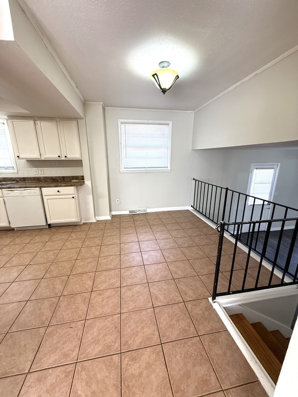 Photo - 3616 Hester Ln NW