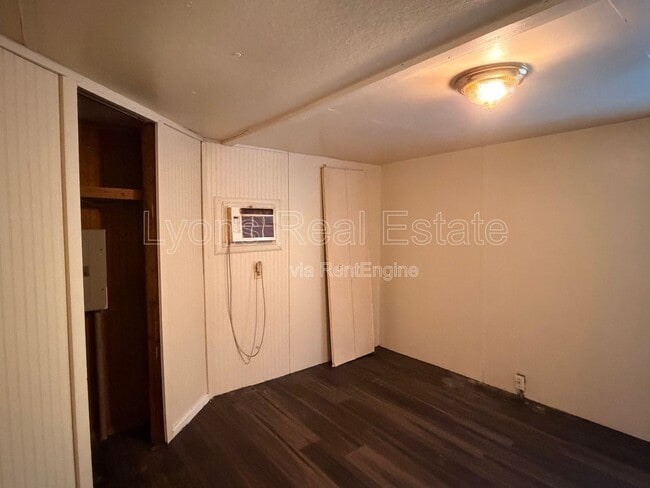 Photo - 7972 Breeze Dr
