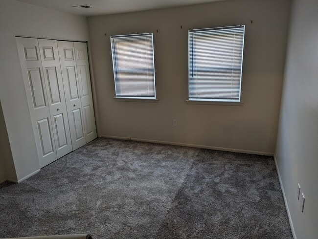 1001 White Oak Rd Unit B11