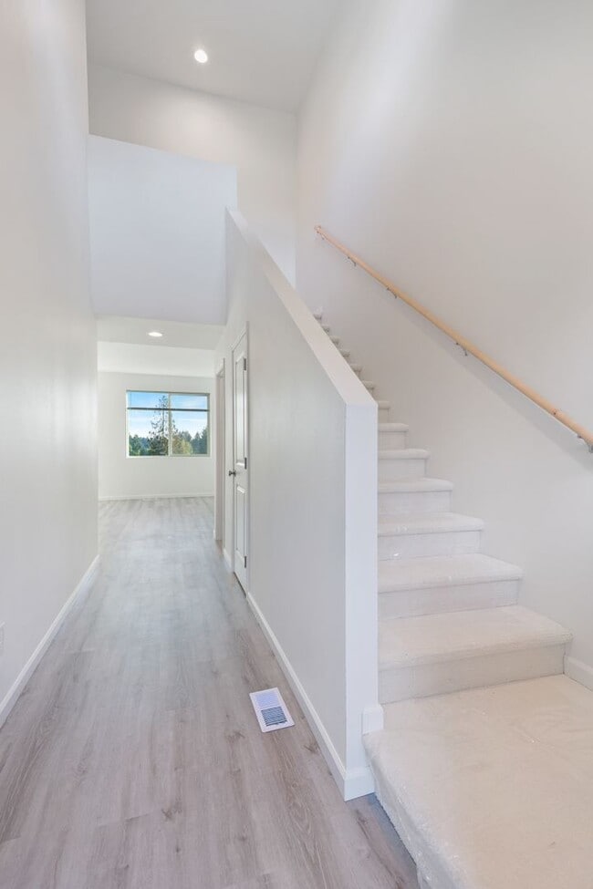 Photo - Like-New Tumwater Hill Home with A/C - 3 beds, 2.5 baths