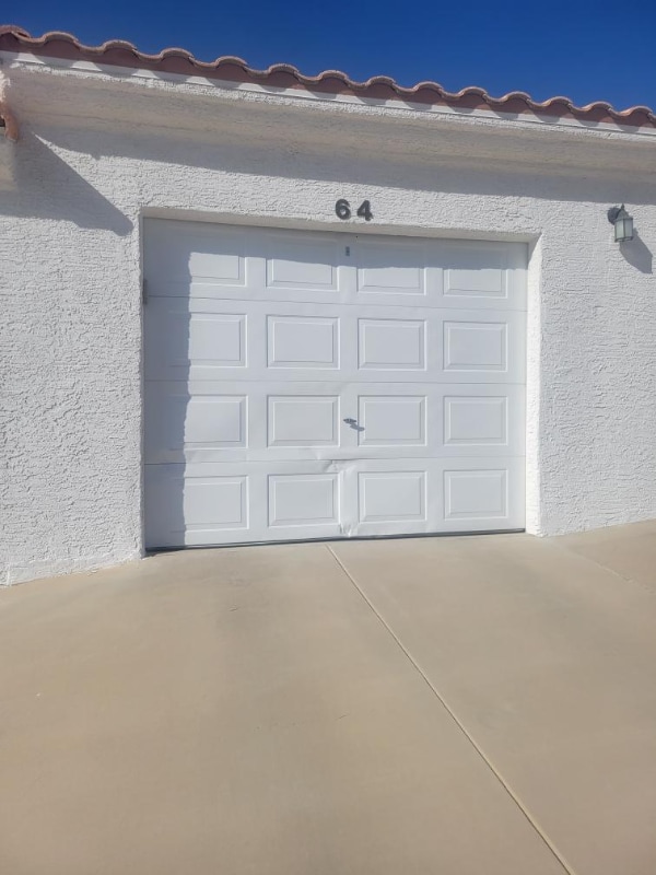 913 Mesa Blvd