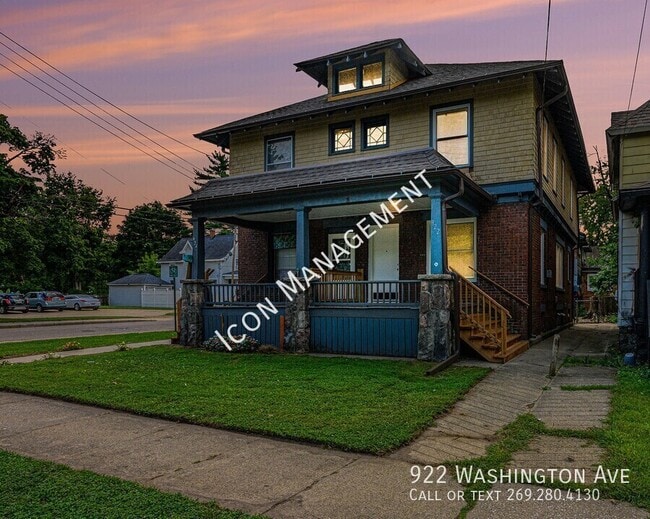 Building Photo - 922 Washington Ave Rental