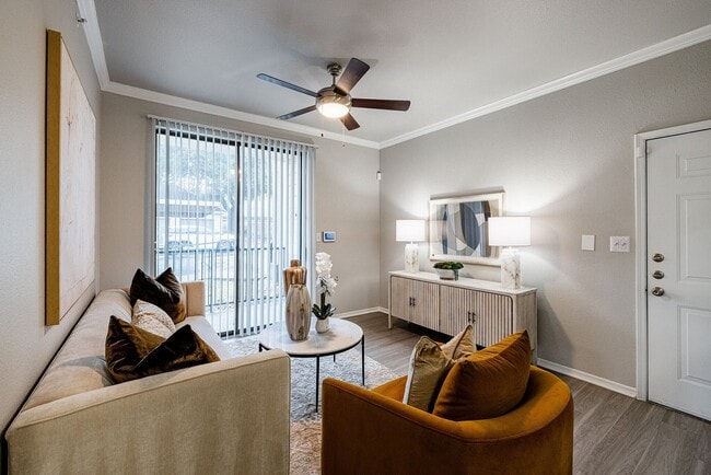 Building Photo - 12113 Metric Blvd