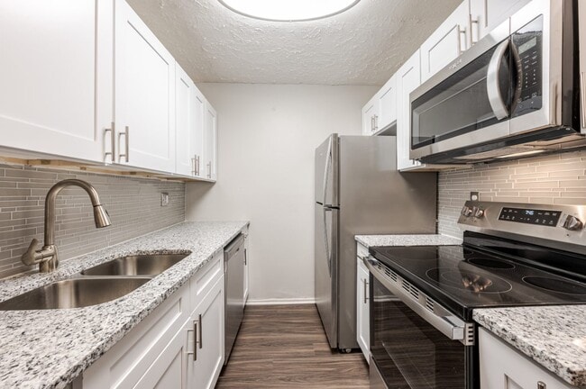 Lakeshore Drive Apartment Homes