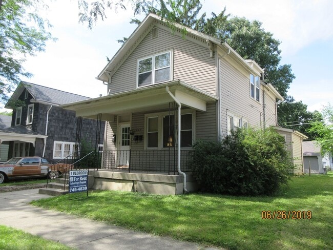 Building Photo - 220 W Butler St Unit Apt 1