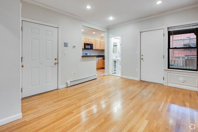 Building Photo - 12 Pompeii St Unit 1 Rental