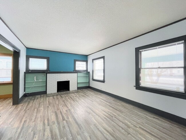 Photo - Large 4 bedroom home