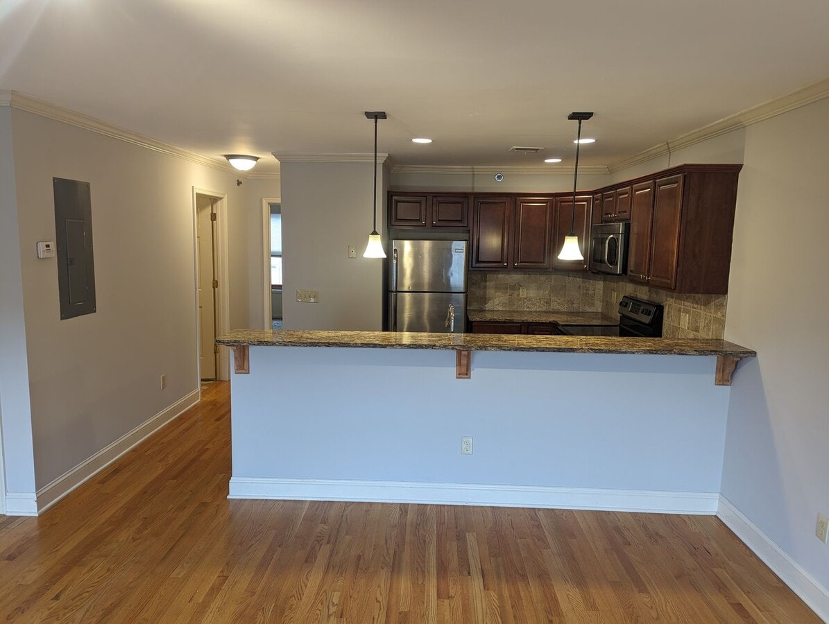 Photo - 128 W 4th St Unit 2R
