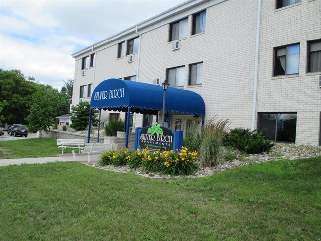 Building Photo - 303 Washington Ave Unit 104 Rental
