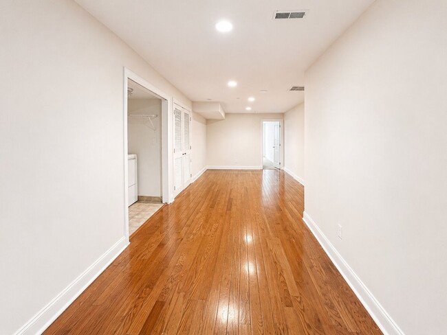 Photo - 1713 W Montgomery Ave Unidad B