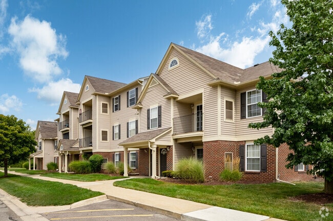 Stratford Place at Brownstown
