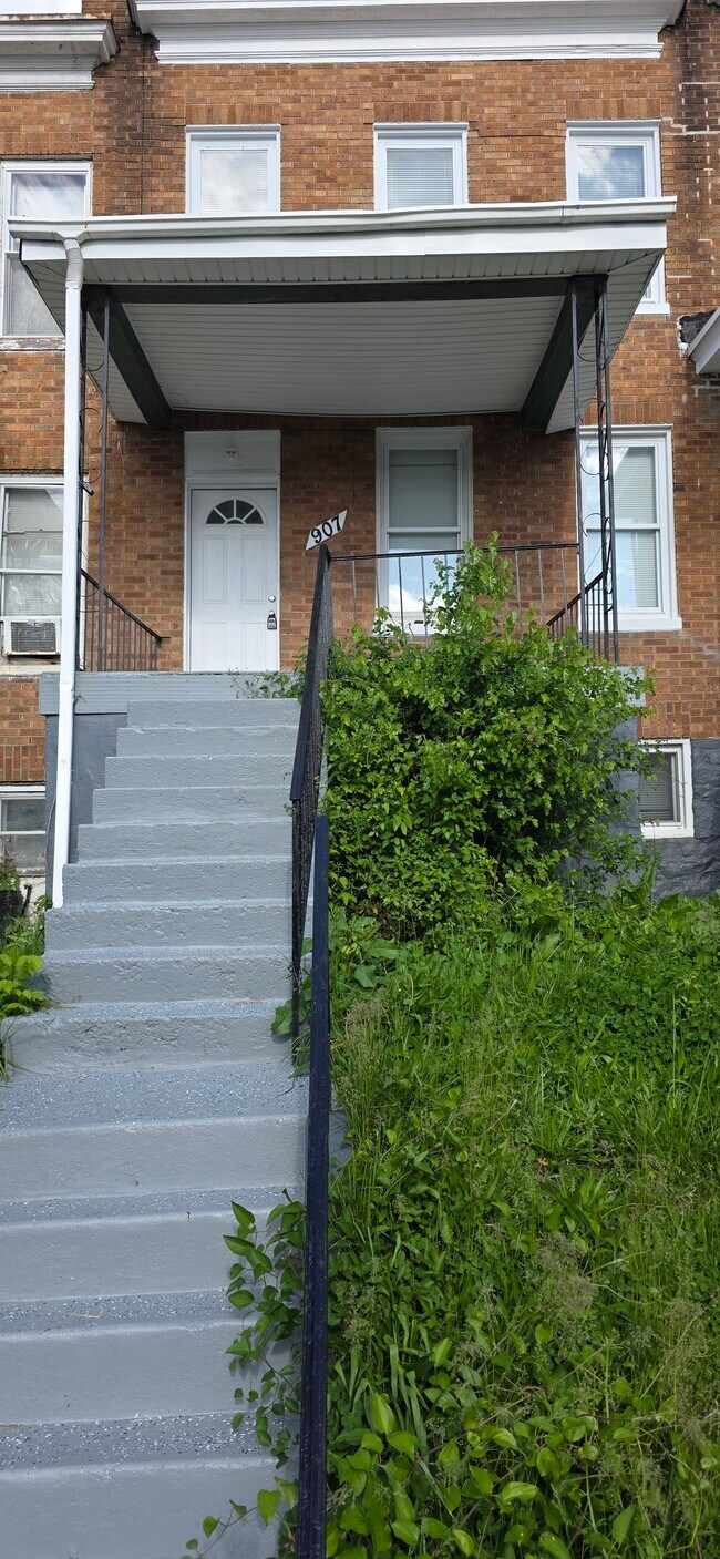 Photo - 907 N Rosedale St
