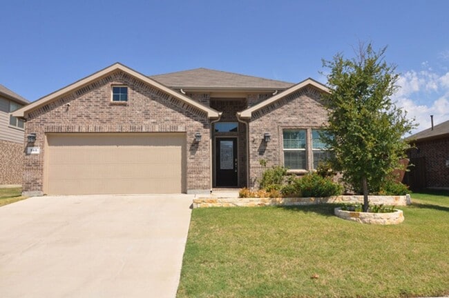 Photo - 548 Dunster Ln