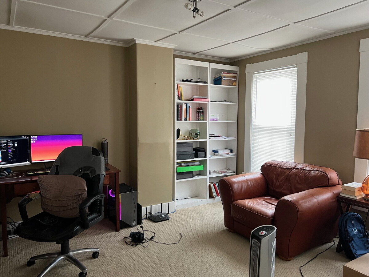 Photo - Half duplex with 3 bedrooms, one full bathroom