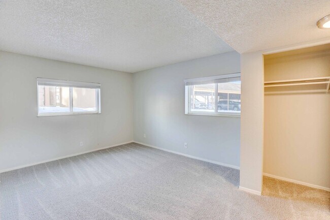 Riva Ridge Apartments