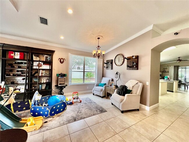 Photo - 9118 Whispering Willow Way