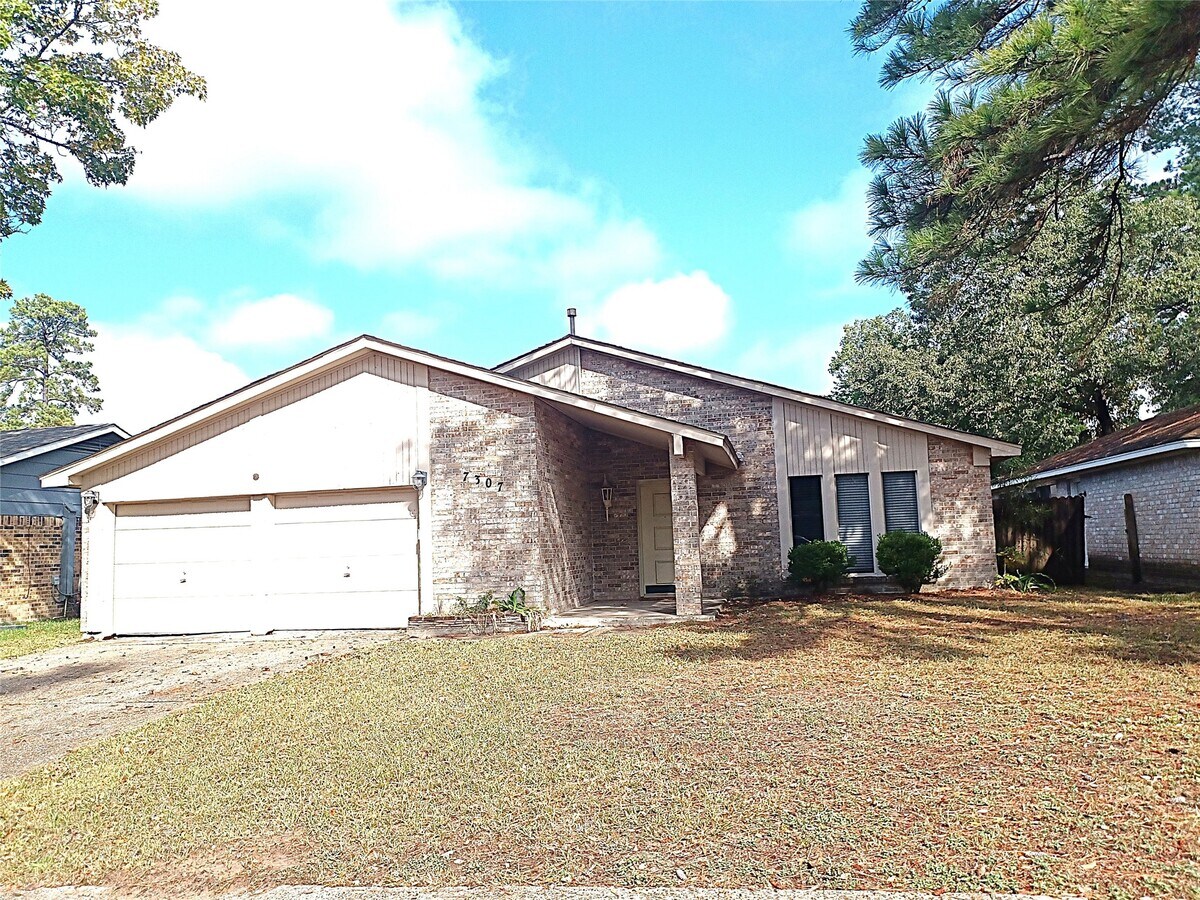 Photo - 7307 Foxwick Ln